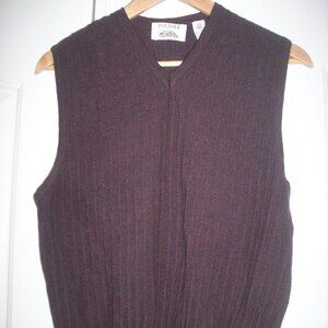 Fiesole Made in Italy Burgundy 100% Wool V-Neck Sweater Vest M MENSWEAR Flawed